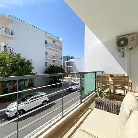 Meia-praia & Town Marina #1923 Apartmán