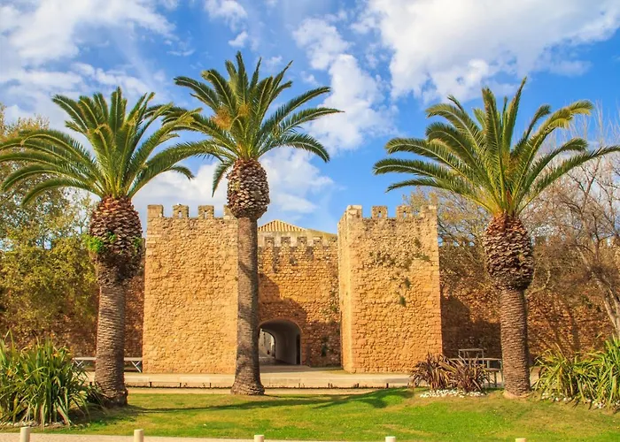 Meia-praia & Town Marina #1923 *