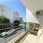 Meia-praia & Town Marina #1923 Apartman