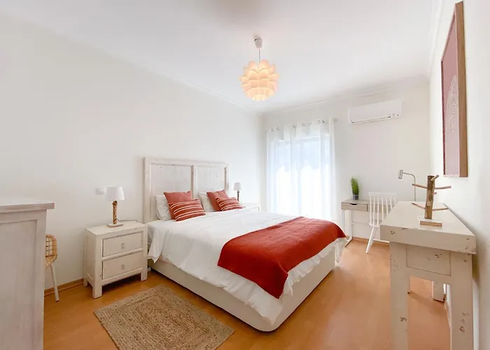 Meia-praia & Town Marina #1923 Apartamento